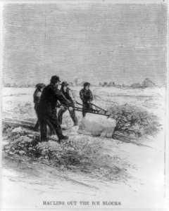 Hauling out the ice blocks LCCN2007678817