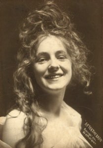 Harvard Theatre Collection - Evelyn Nesbit TCS 2 (seq 18) - cropped
