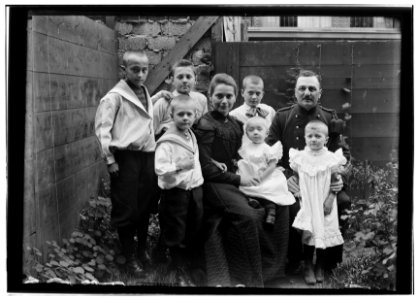 Haverkamp, majoor en familie (max res)