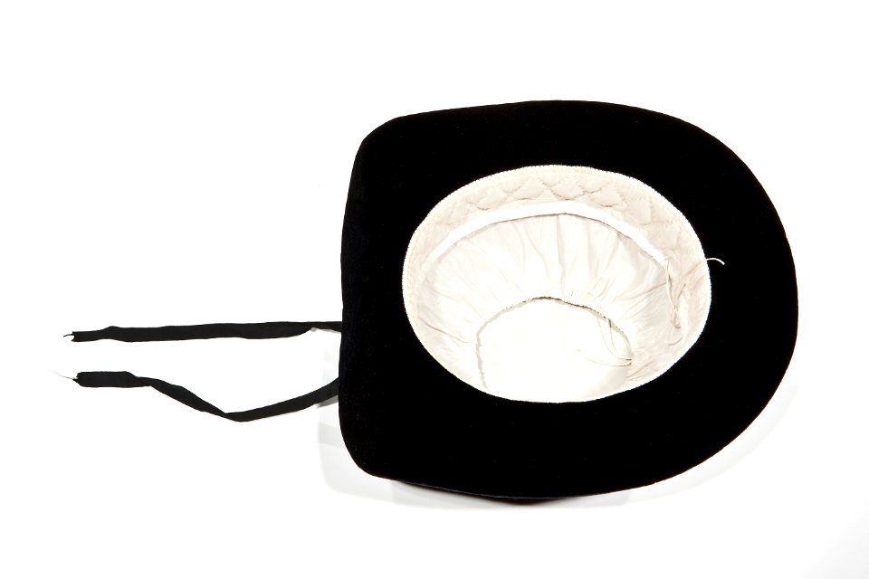 Hatt till Strumpebandsordensdräkt från 1881 - Livrustkammaren - 93700
