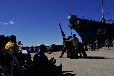 Hawaii chief selectees participate in Hawaii Inaugural Chief Petty Officer Pride Day 130904-N-PJ759-075