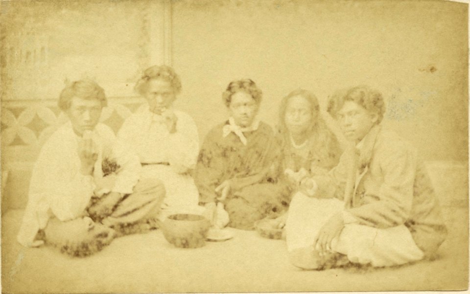Hawaiians eating Poi, photograph by Menzies Dickson