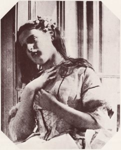 Hawarden, Clementina - Verträumtes Fräulein (Zeno Fotografie)