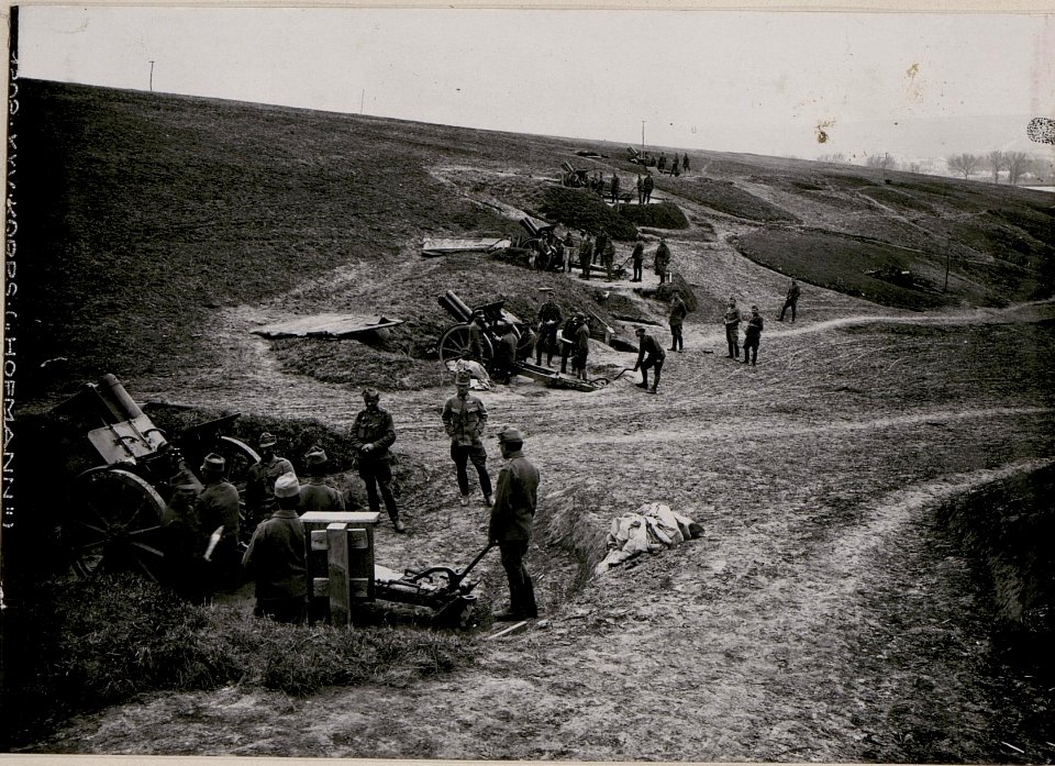 Haubitzenbatterie.-Stellung bei Brzezany. (BildID 15734781)