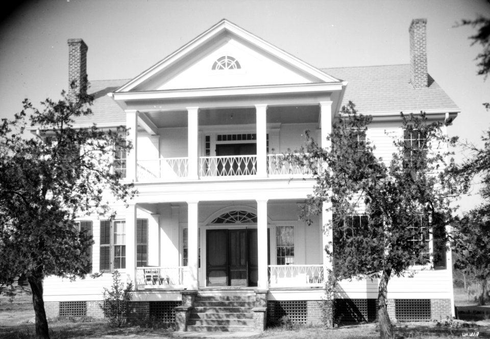 Hawthorne House 01