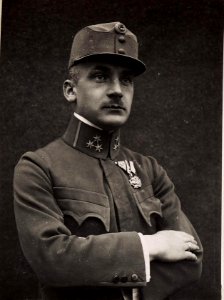 Hauptmann Benel, Platzkommandant, 4.Armeekommando (BildID 15703918)