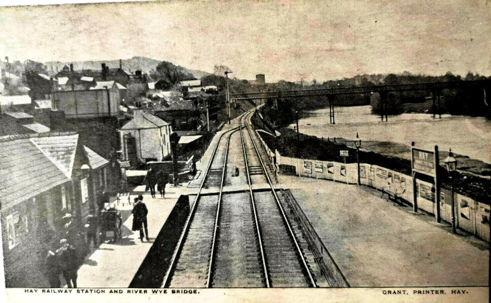 Hay-on-Wye station (postcard)