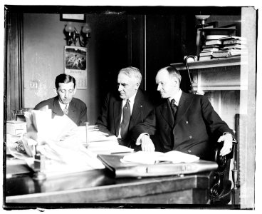 Hayes, Harding & Coolidge LCCN2016828292