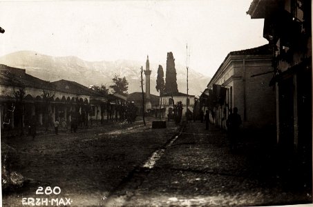 Hauptstrasse in Tirana. (BildID 15571785)
