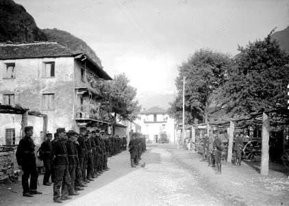 Hauptverlesen einer Artillerie Batterie - CH-BAR - 3238591