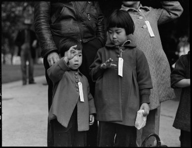 Hayward, California. Two children of the Mochida family who, with their parents are awaiting evacua . . . - NARA - 537506