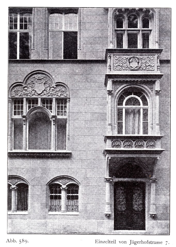 Haus Jägerhofstraße 7 in Düsseldorf, erbaut Ende der 1880er Jahre von den Architekten Heinrich Joseph Kayser und Karl von Großheim, Eingangsbereich photo