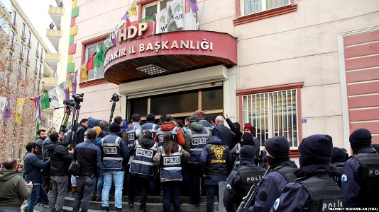HDP Afrin protesto engeli