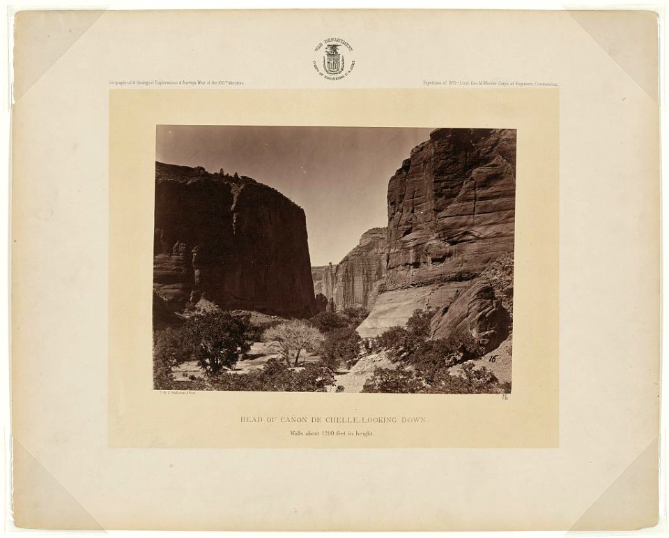 Head of Cañon de Chelle, looking down. Walls about 1200 feet in height - T.H. O'Sullivan, phot. LCCN2007682540