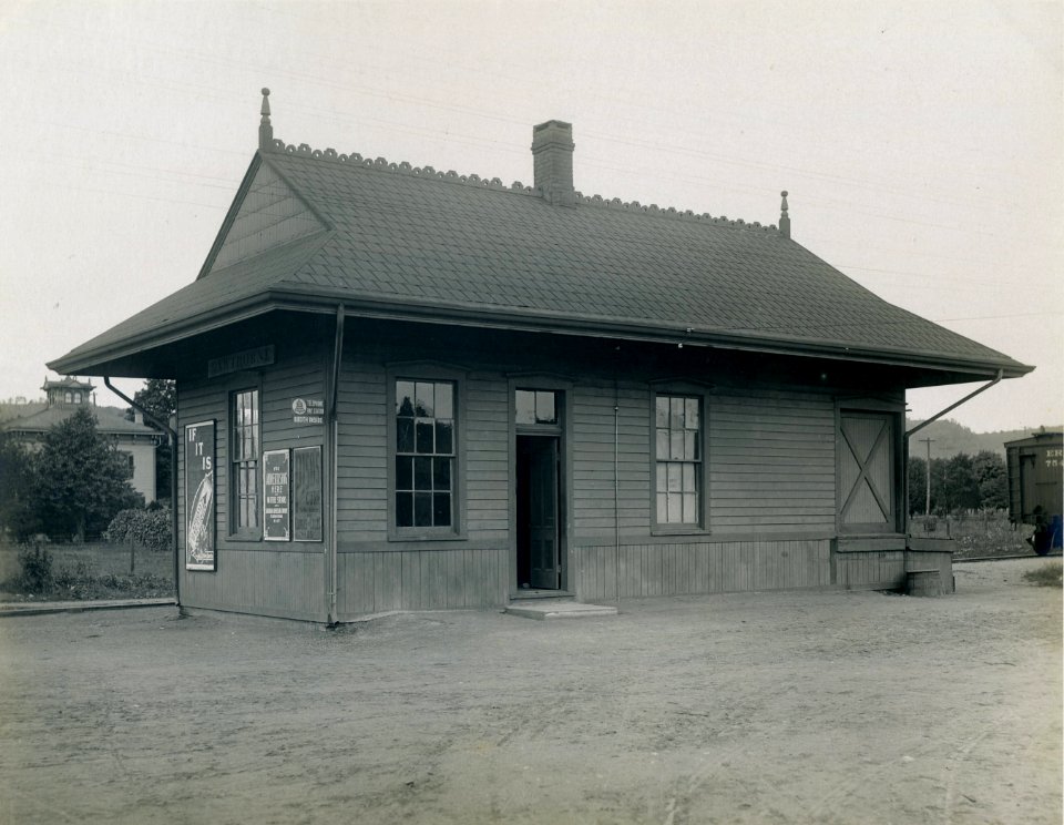 Hawthorne NYSW station - Bailey