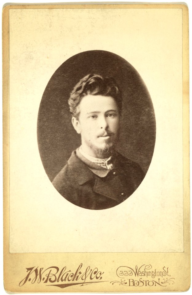 Head-and-shoulders portrait of a man, facing slightly right LCCN99615664