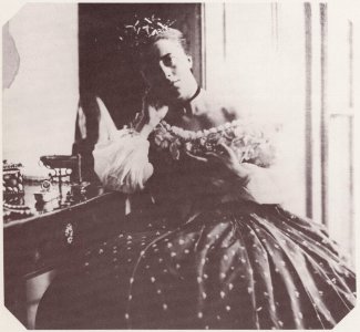 Hawarden, Clementina - Fräulein am Schreibtisch (Zeno Fotografie)