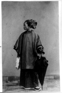 Headdress, Canton woman LCCN2011660135