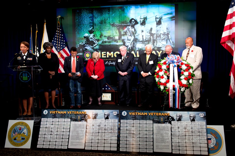 Headquarters Celebrates Memorial Day (17967849741)