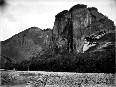 Heaven ascending Peak near Sing Chang Tea Mart