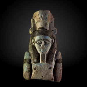 Head of a king-Display 1 Room 314-IMG 9255-gradient