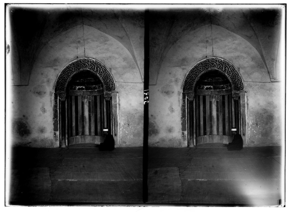 Hebron and surroundings. Mihrab, Jaouliyeh Mosque. Mosque adjoining Machpelah enclosure LOC matpc.02638
