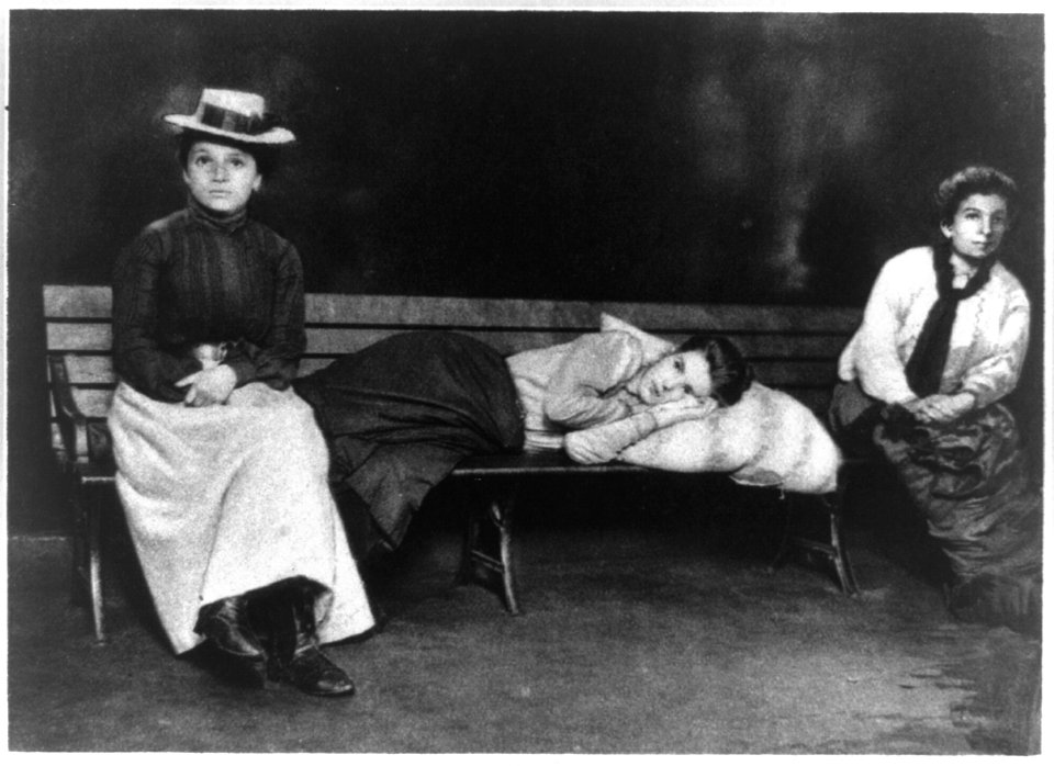 Held at Ellis Island-undesirable emigrants to be taken back by steamship company that brought them LCCN93512789