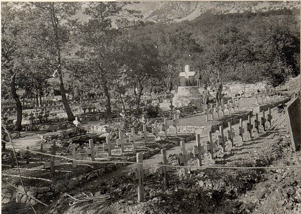 Heldenfriedhof in Osek, 28.8.17. (BildID 15600494)