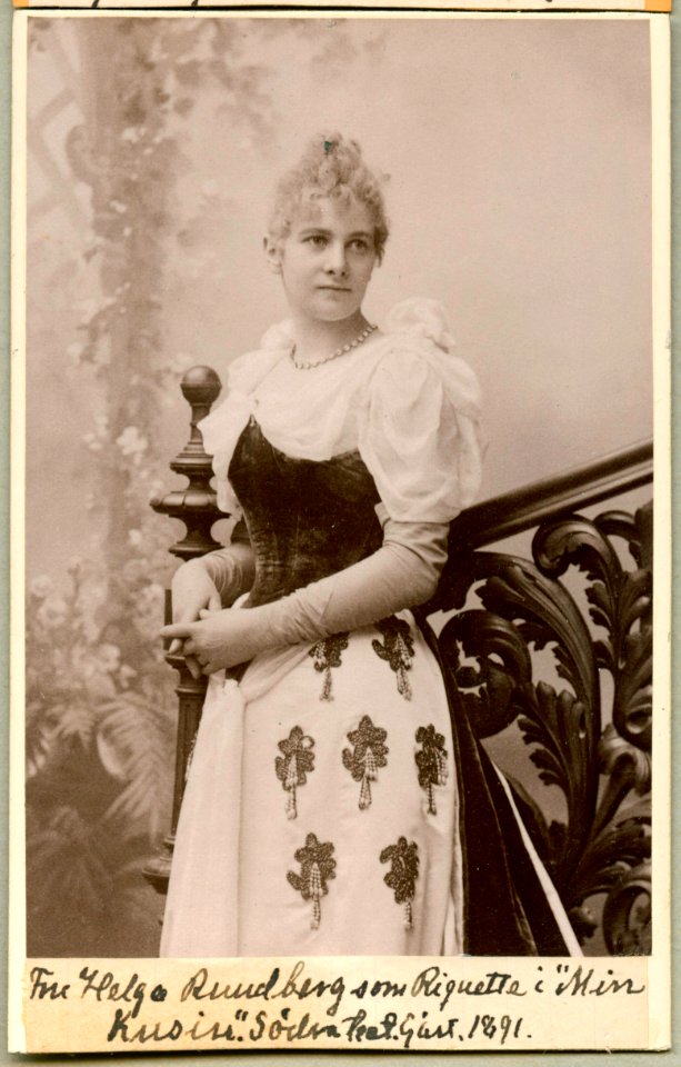 Helga Rundberg, rollporträtt - SMV - H4 116