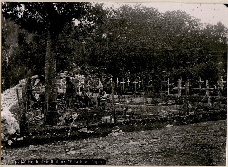 Heldenfriedhof am Mt.Kuk bei Zagora (BildID 15731828)