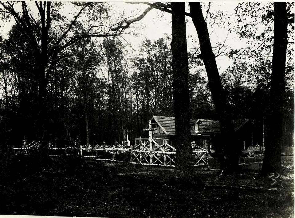 Heldenfriedhof beim Hegerhaus westlich Morszyn. (BildID 15591307)