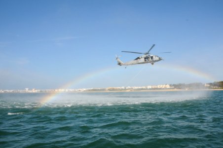 Helicopter rope suspension training 150305-N-VJ282-055