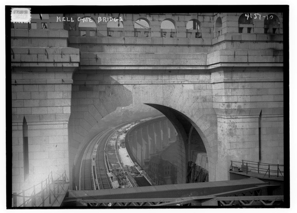 Hell Gate Bridge LCCN2014704118