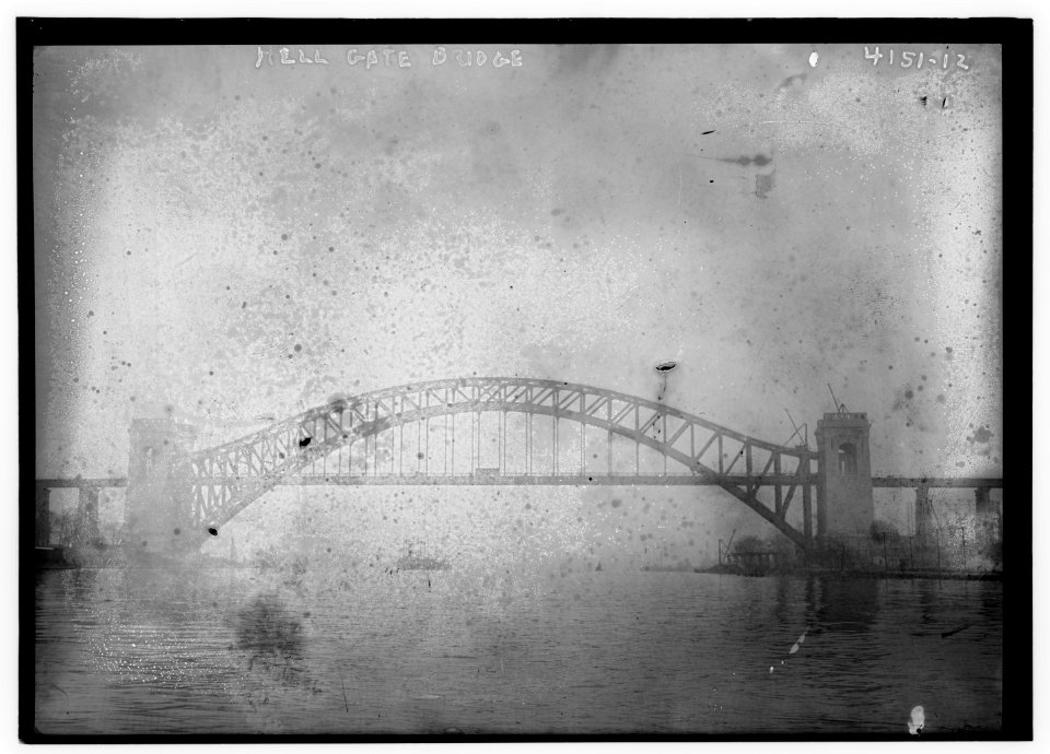 Hell Gate Bridge LCCN2014704120