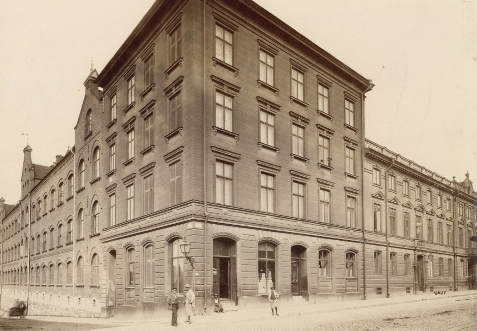 Hellgren & Co, fabrik, 1890-tal