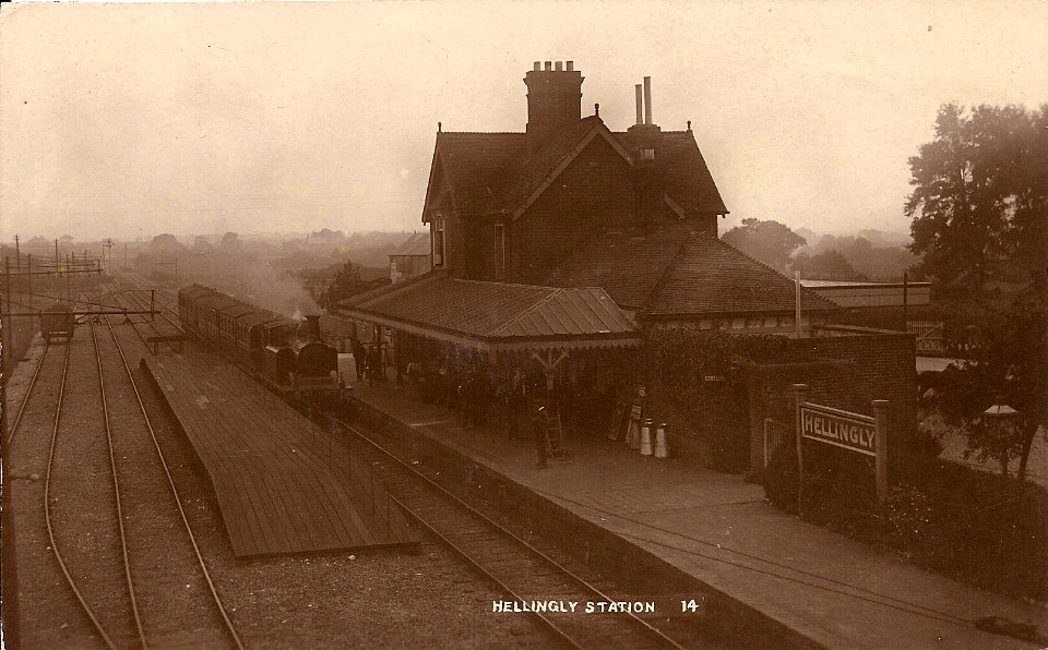 Hellingly railway station (postcard)