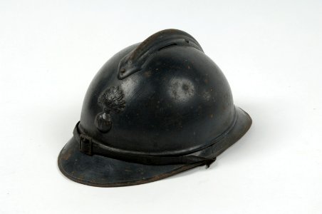 Helm, item 2 photo