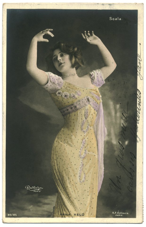 HELD, Anna KF. 90-85. Scala. Photo Reutlinger