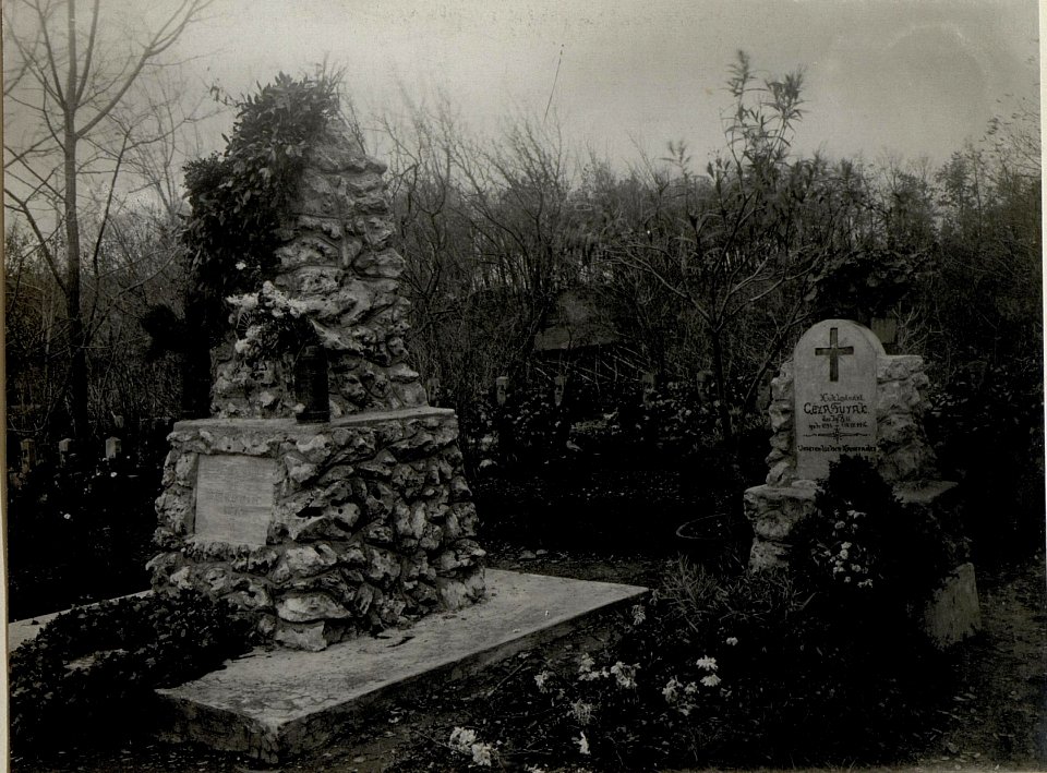 Heldendenkmal in Sagrais (BildID 15547704)