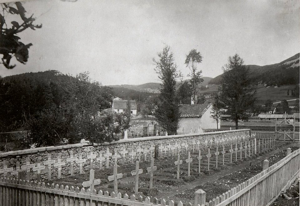 Heldenfriedhof im Ternovanerwalde.4.9.17. (BildID 15603777)