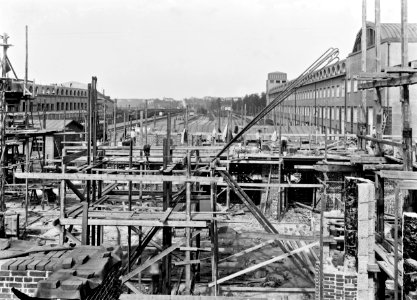 Helsingin rautatieaseman, arkkitehti Eliel Saarinen 1914, rakennustöitä - N925 (hkm.HKMS000005-km0000pdl2)