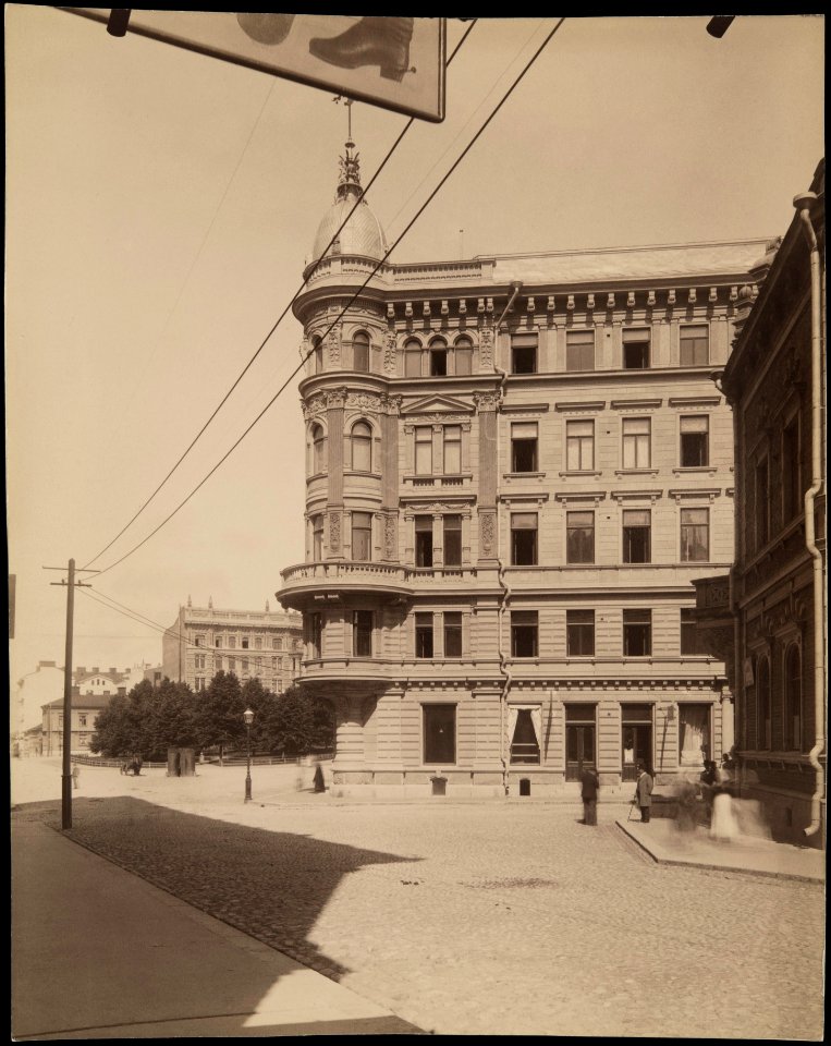 Helsinki 1892, Pieni Roobertinkatu 13, 16. Yrjönkatu 3, 4. Erottajankatu 1. Uudenmaankatu 1, 3, 5, 3-1. Kolmikulma. - G16109 (hkm.HKMS000005-km0000m8aw)