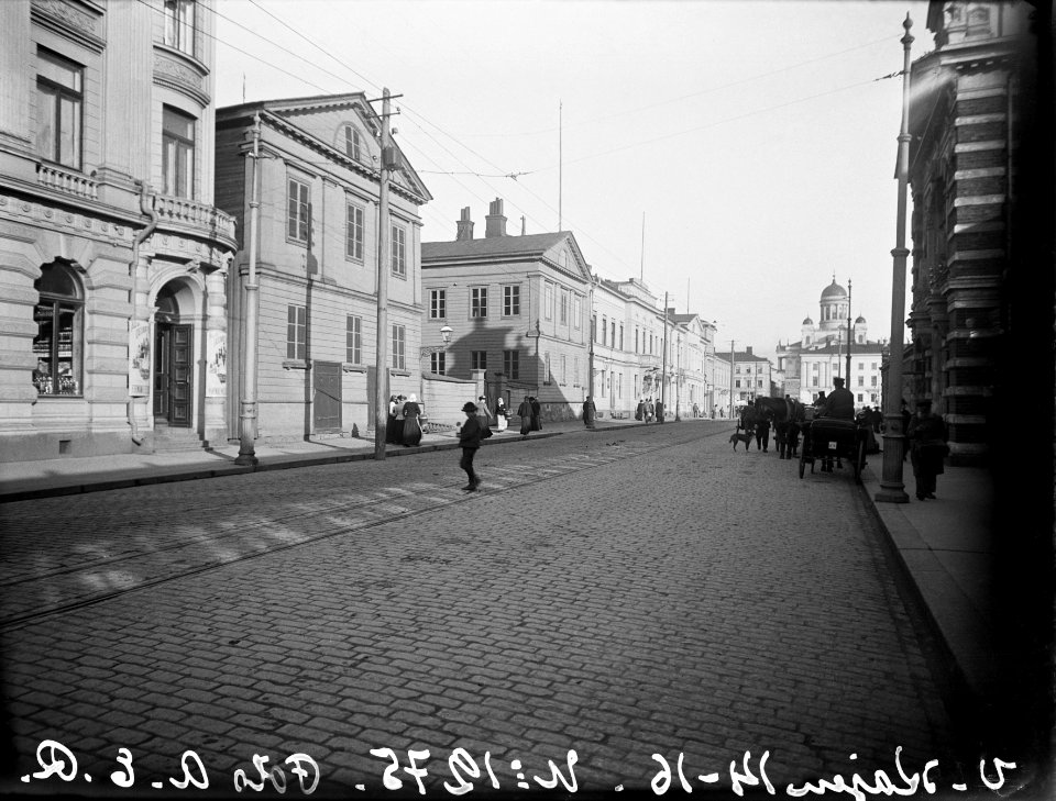 Helsinki 1900 -luku, Eteläranta 12, 14, 16, 18, 20, 18-20 - N1275 (hkm.HKMS000005-km0000mja1)