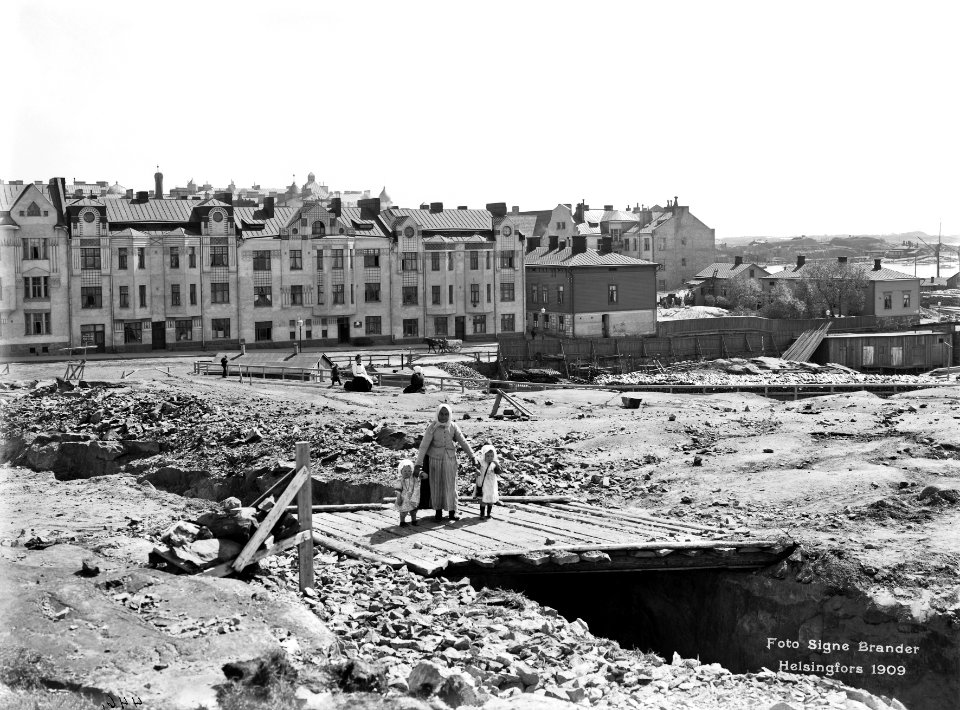 Helsinki 1909, Laivurinkatu 1, 7, 9, 11 Huvilakuja 6 - N446 (hkm.HKMS000005-000000w8)
