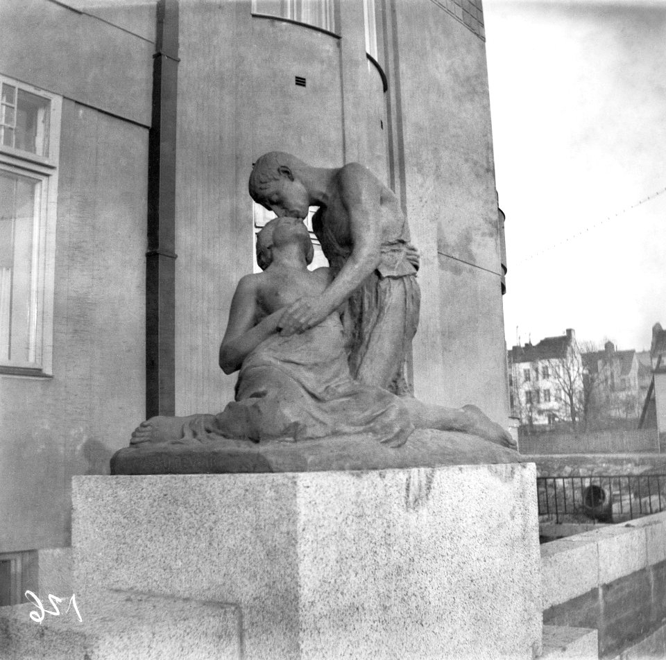 Helsinki 1912, Merikatu 23. - Wecksellintie 1. - N2083 (hkm.HKMS000005-000001is)