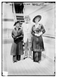 Helen Williams - R.A.C. Smith - Mrs. Kerner Easton (Margaret Smith) LCCN2014697422