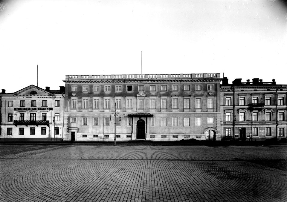 Helsinki, Pohjoisesplanadi 5, 7, 9 - N25193 (hkm.HKMS000005-km002zyi)