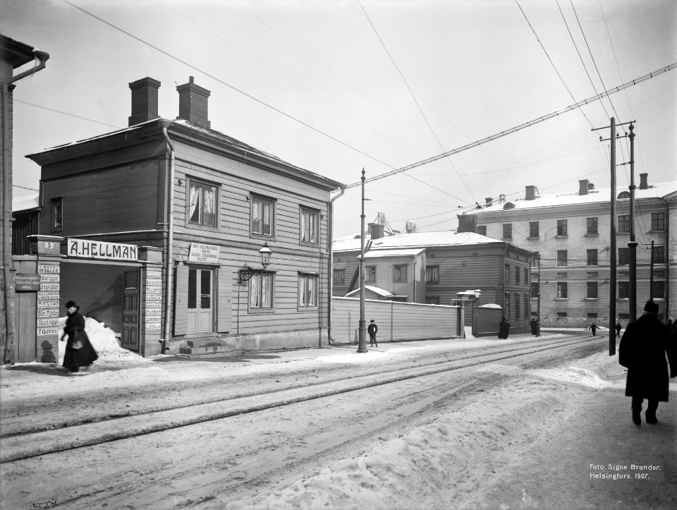 Helsinki, Pieni Roobertinkatu 1 Kasarmikatu 17 - N19 (hkm.HKMS000005 0000006w)