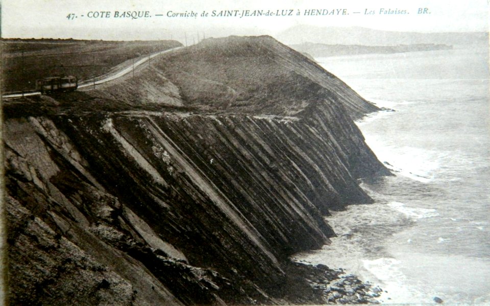 Hendaye - La corniche - falaises