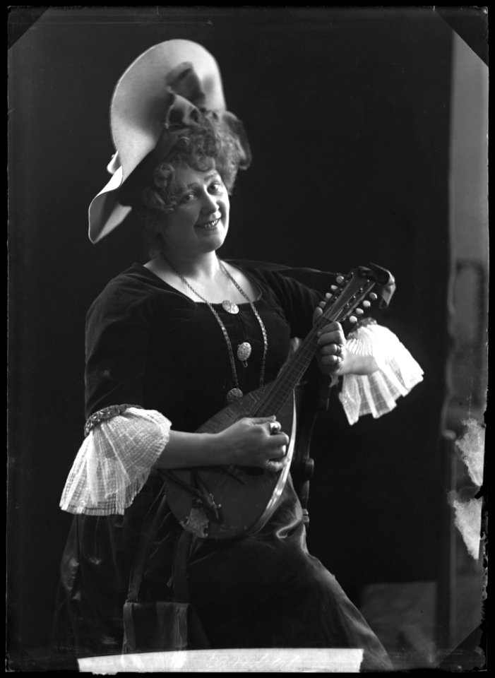 Helfrid Lambert in Stockholmsluft at Södra teatern 1905 - SMV - NL002